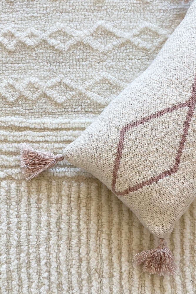 KNITTED CUSHION LITTLE OASIS NATURAL - PALE PINK - Image 5