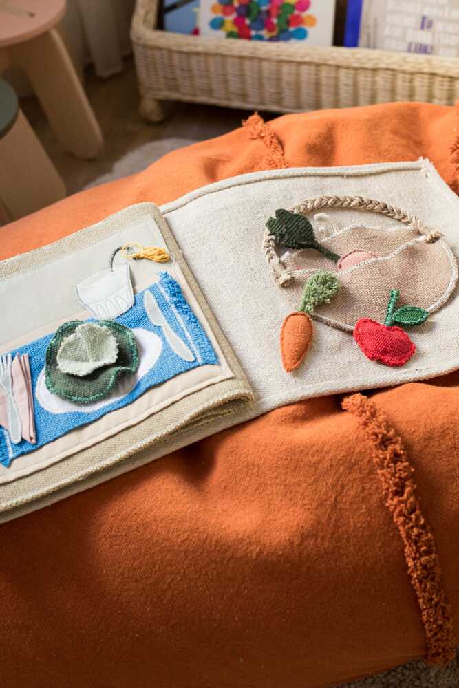 SENSORY BOOK COOL KIDS EAT HEALTHY - Image 6