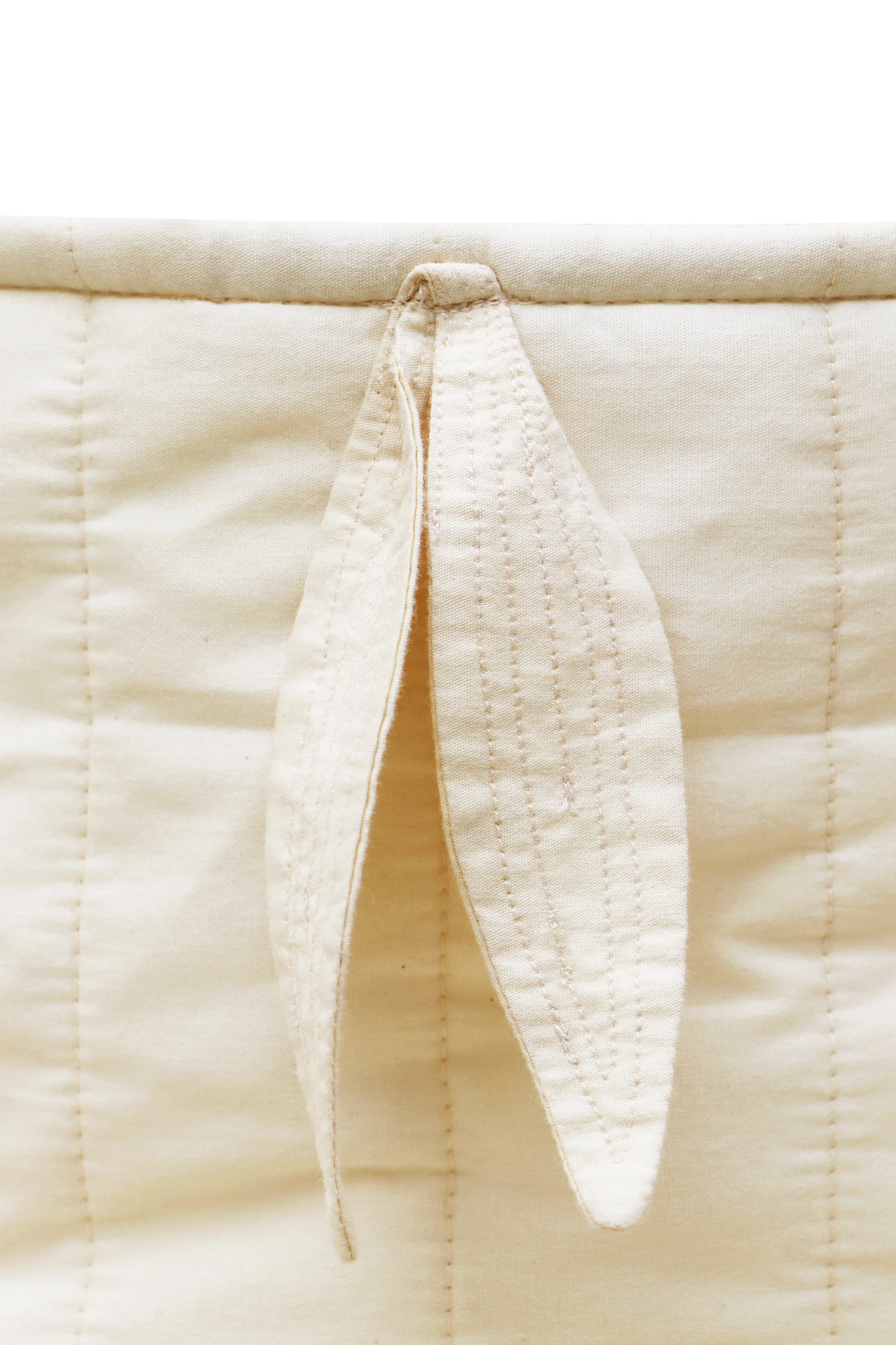 SET OF TWO QUILTED BASKETS NATURAL - Image 5